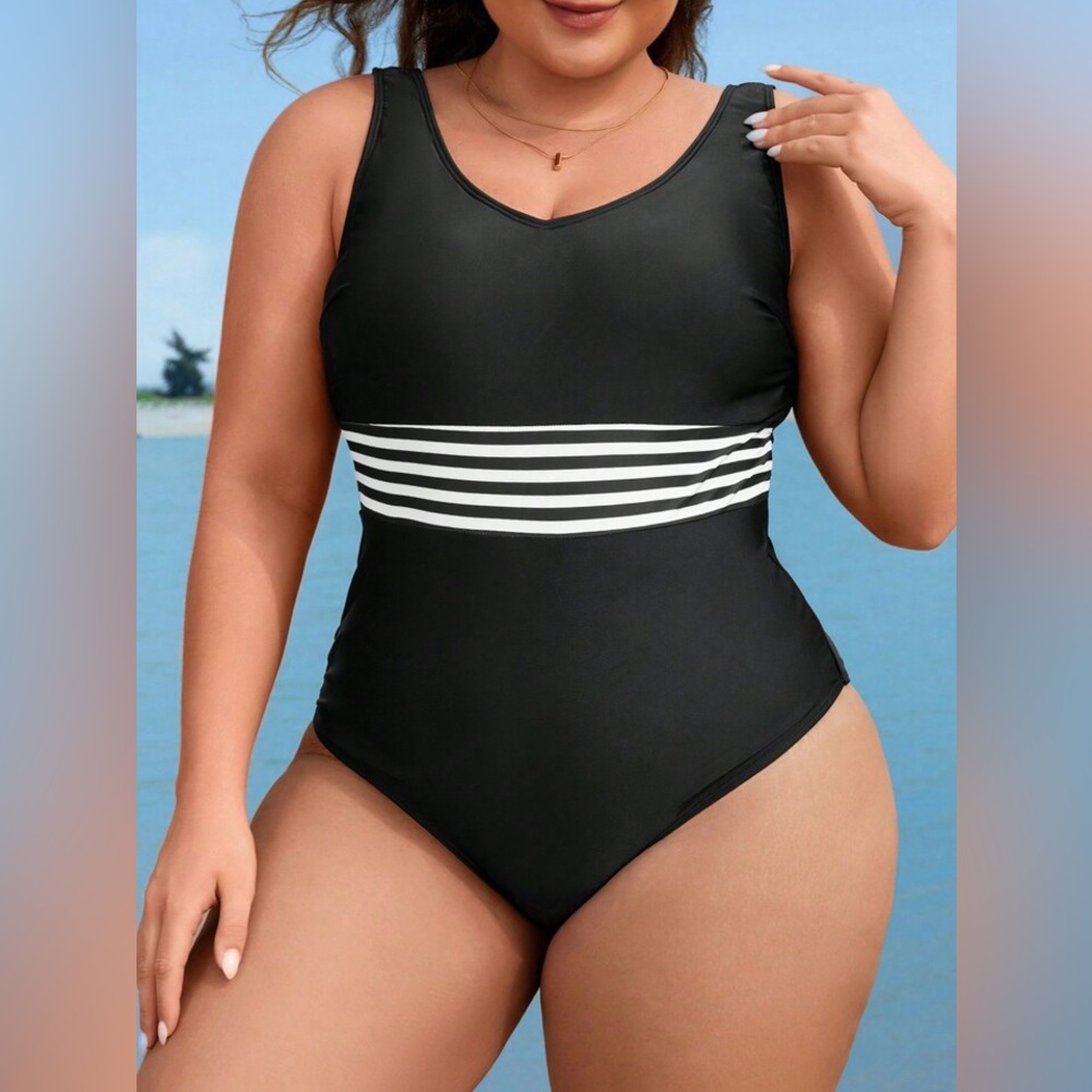 NWOT Black and White Women's Swimsuit